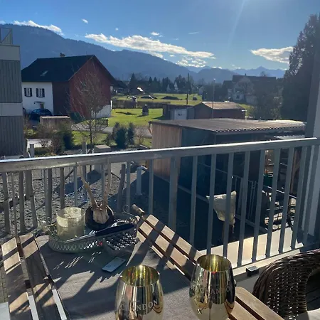 Mountain View Luxury Up To Four Persons